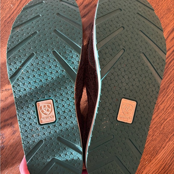 Ladies Ariat Cruiser Shoes, size 7.5.  Brown with Turquoise and Gold-like new! - Picture 4 of 6